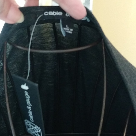 NWT Cable & gauge top size L - Picture 3 of 3